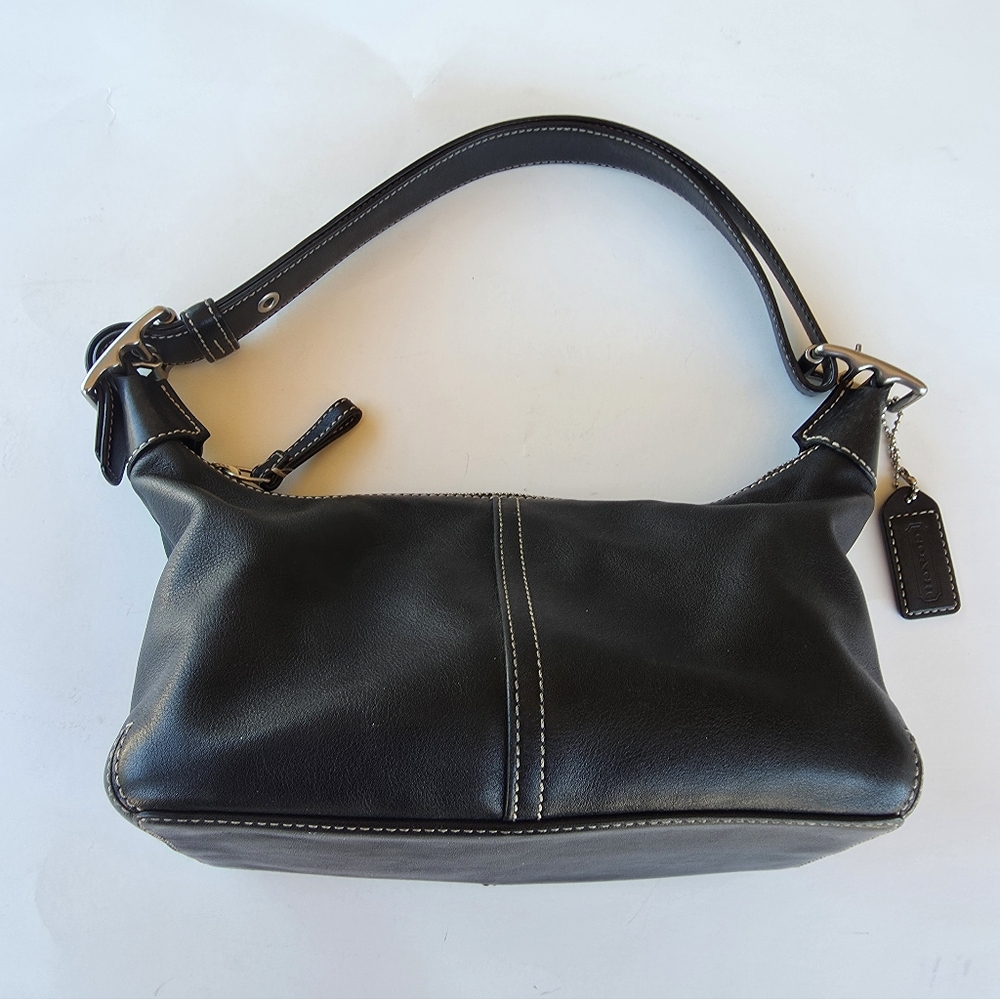 SOLD Coach 9564 Legacy Demi Hobo Black Leather Vintage Shoulder Bag in EUC - Picture 2 of 9